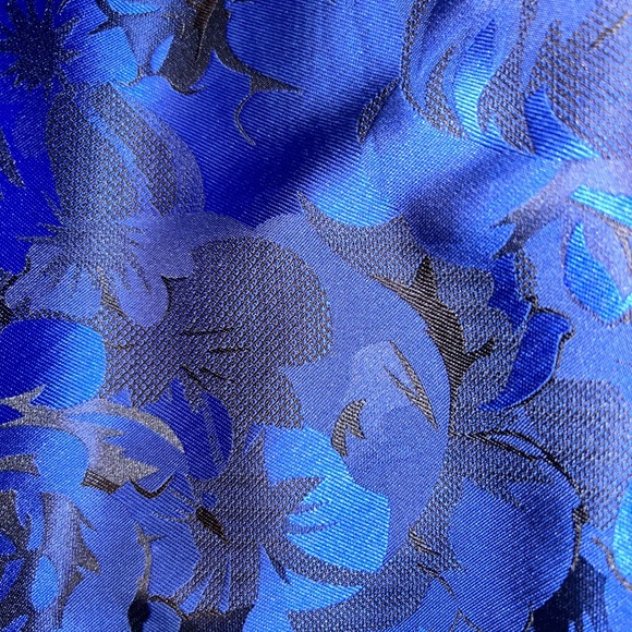 Black with blue floral dress, Jessica Howard, size 10 Petite - Picture 3 of 5